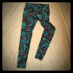 Rare jungle print lululemon leggings